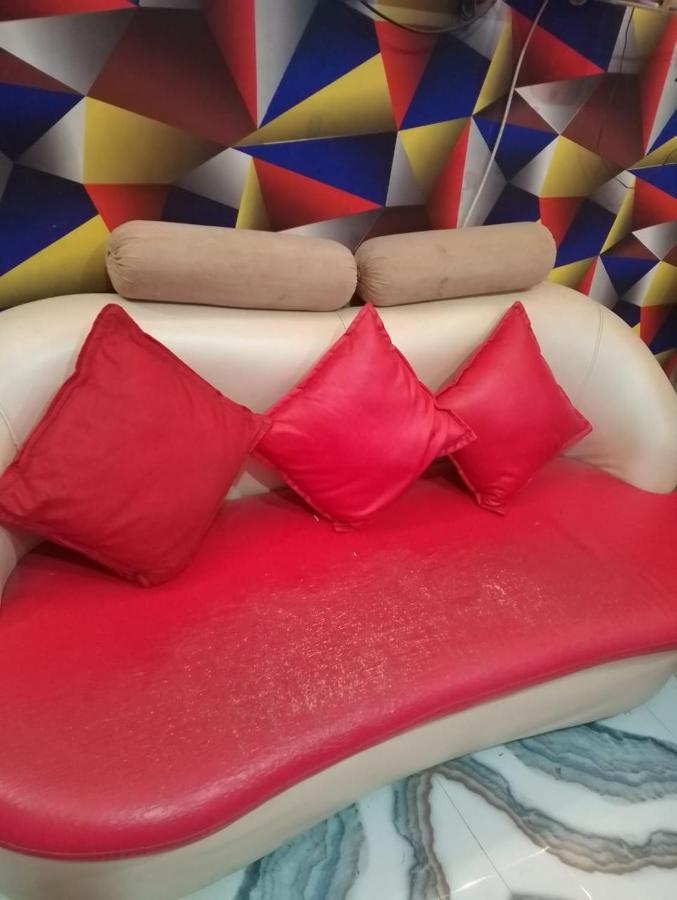 Aparna Niwas Home Stay Family Friendly Варанаси Экстерьер фото